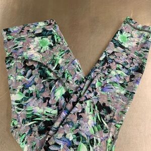 lululemon athletica Green, Purple & Black Floral Print Leggings